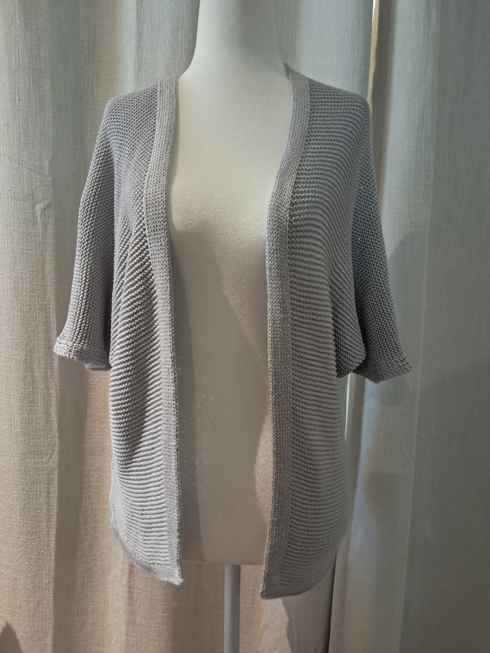 M Made In Italy Light Gray Open-Front Knit Half Sleeves Cardigan In XS